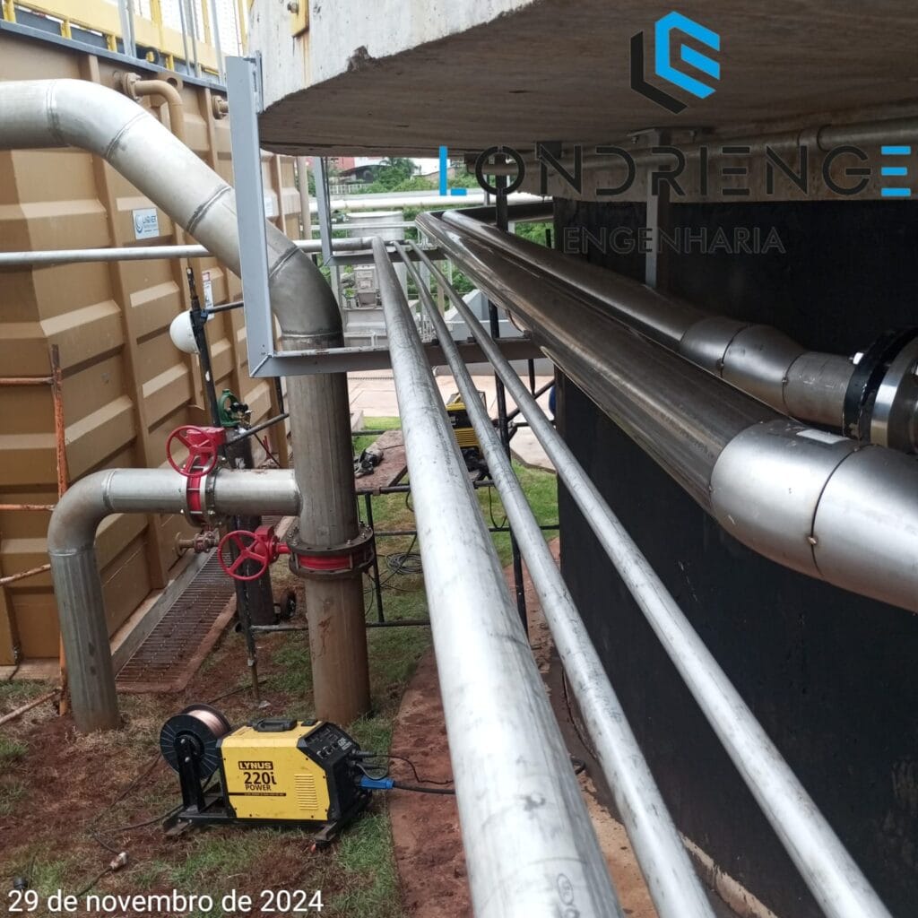 tubulações metálicas industriais